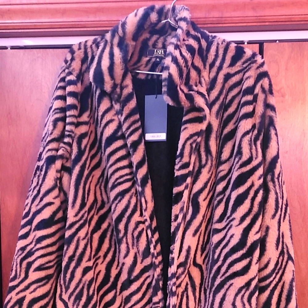 1X Tiger Print Coat